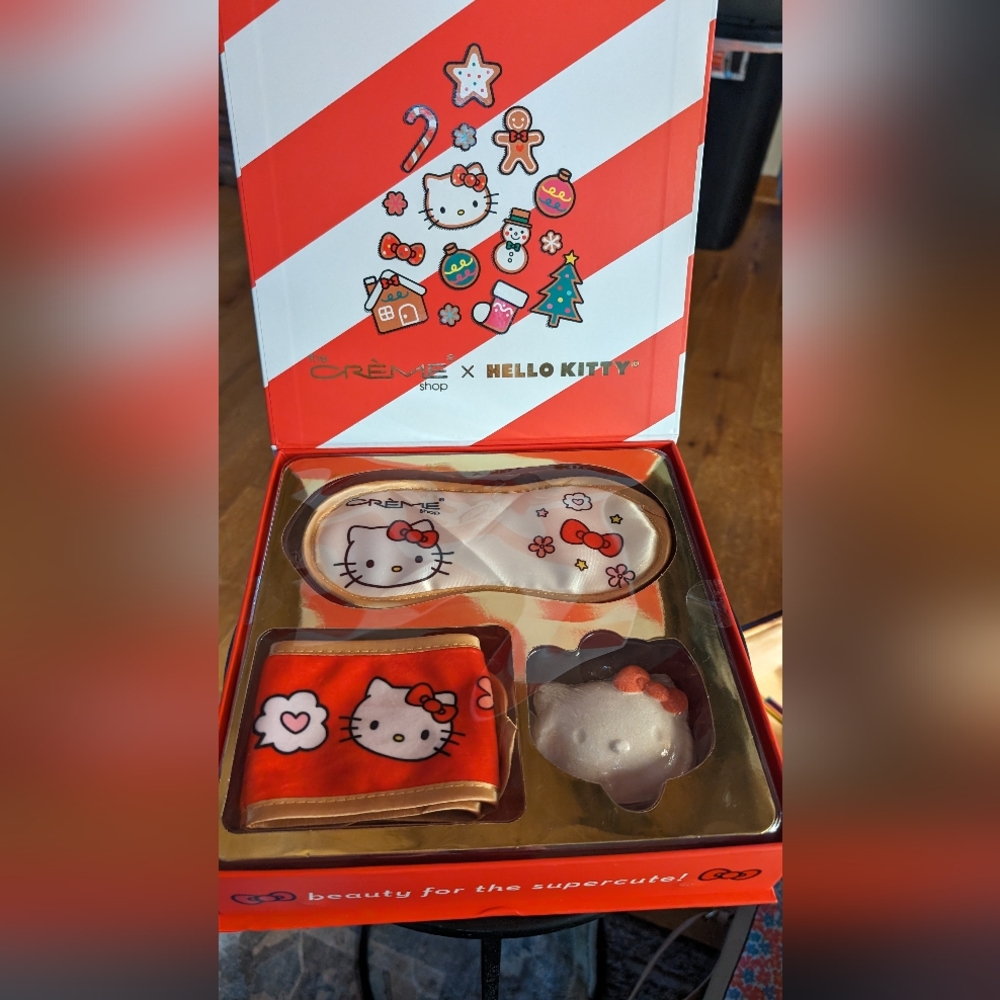 Hello Kitty 3D Bath Bomb Kit